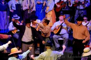 Nuevo grupo folclórico Aires del Norte Agáldar en Gran Canaria (Foto Francisco Javier Santana)